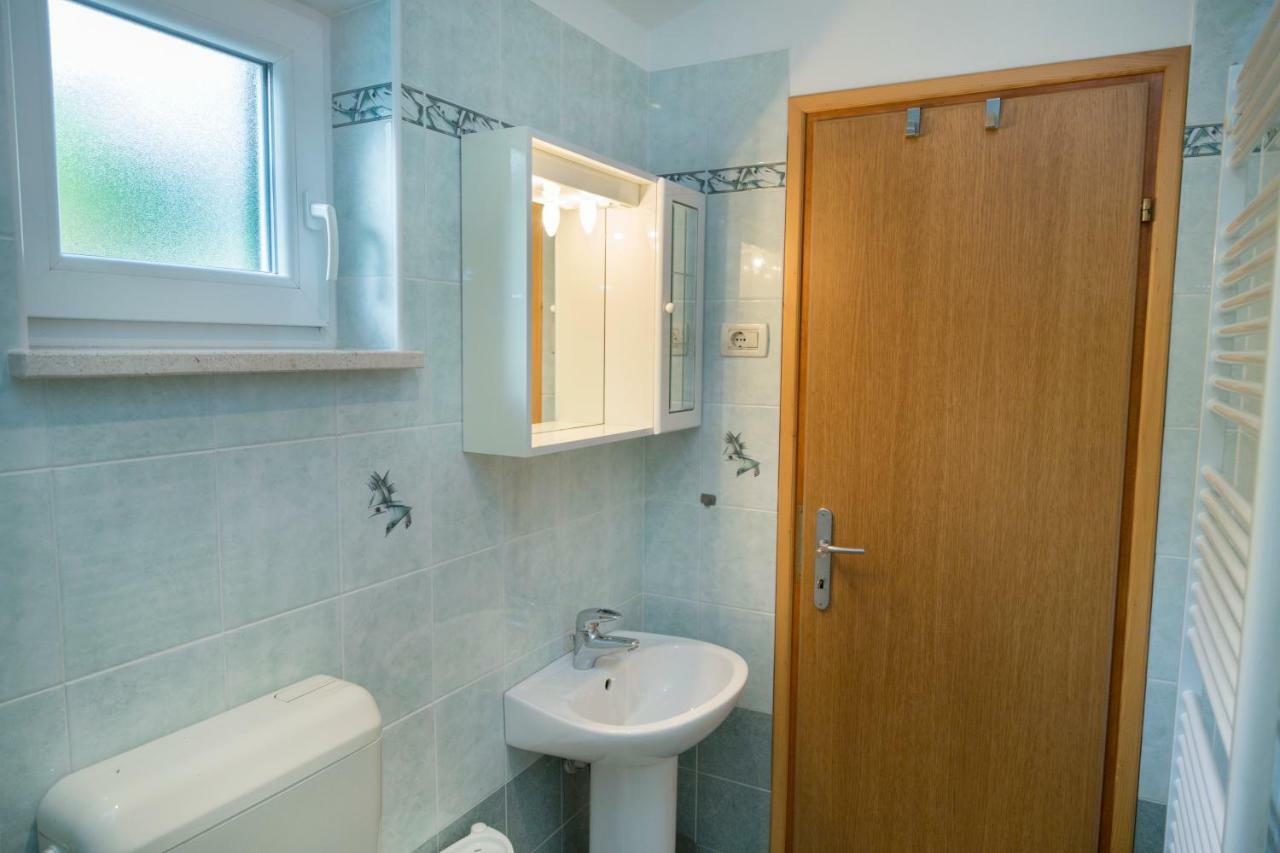 Apartments Tinka Brseč Екстериор снимка