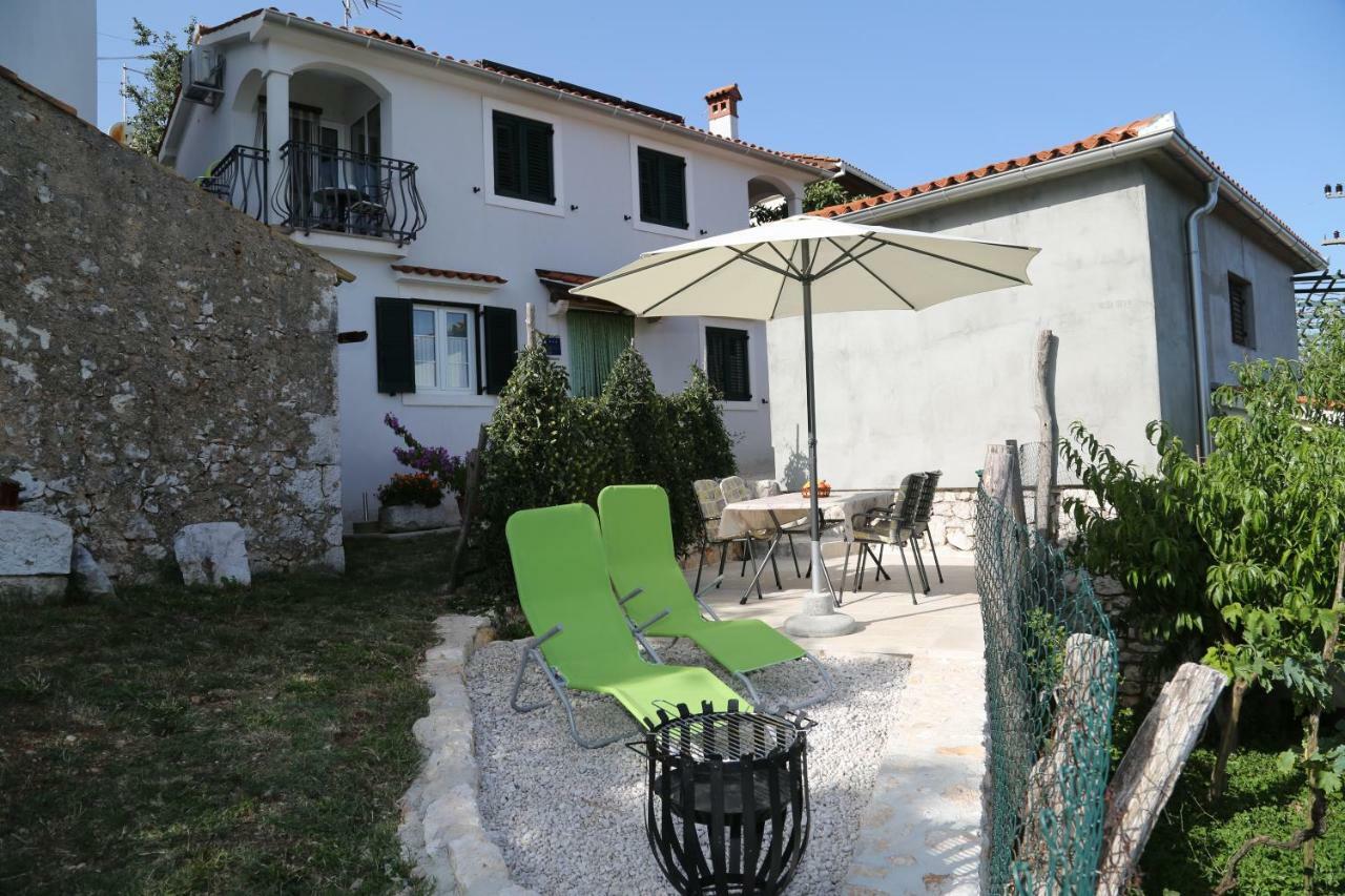 Apartments Tinka Brseč Екстериор снимка